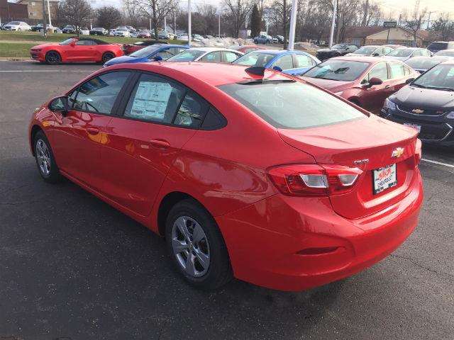 Chevrolet Cruze 2017 photo 3